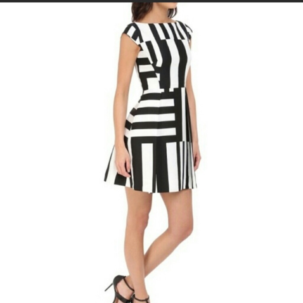 💓NWT Kate Spade Go Fly a Kite Dress, Black and White, size 2